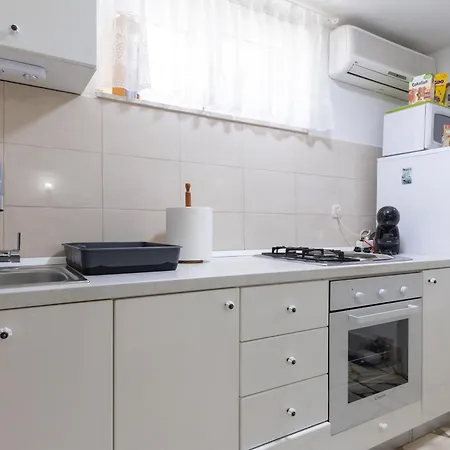 Martina Apartment *